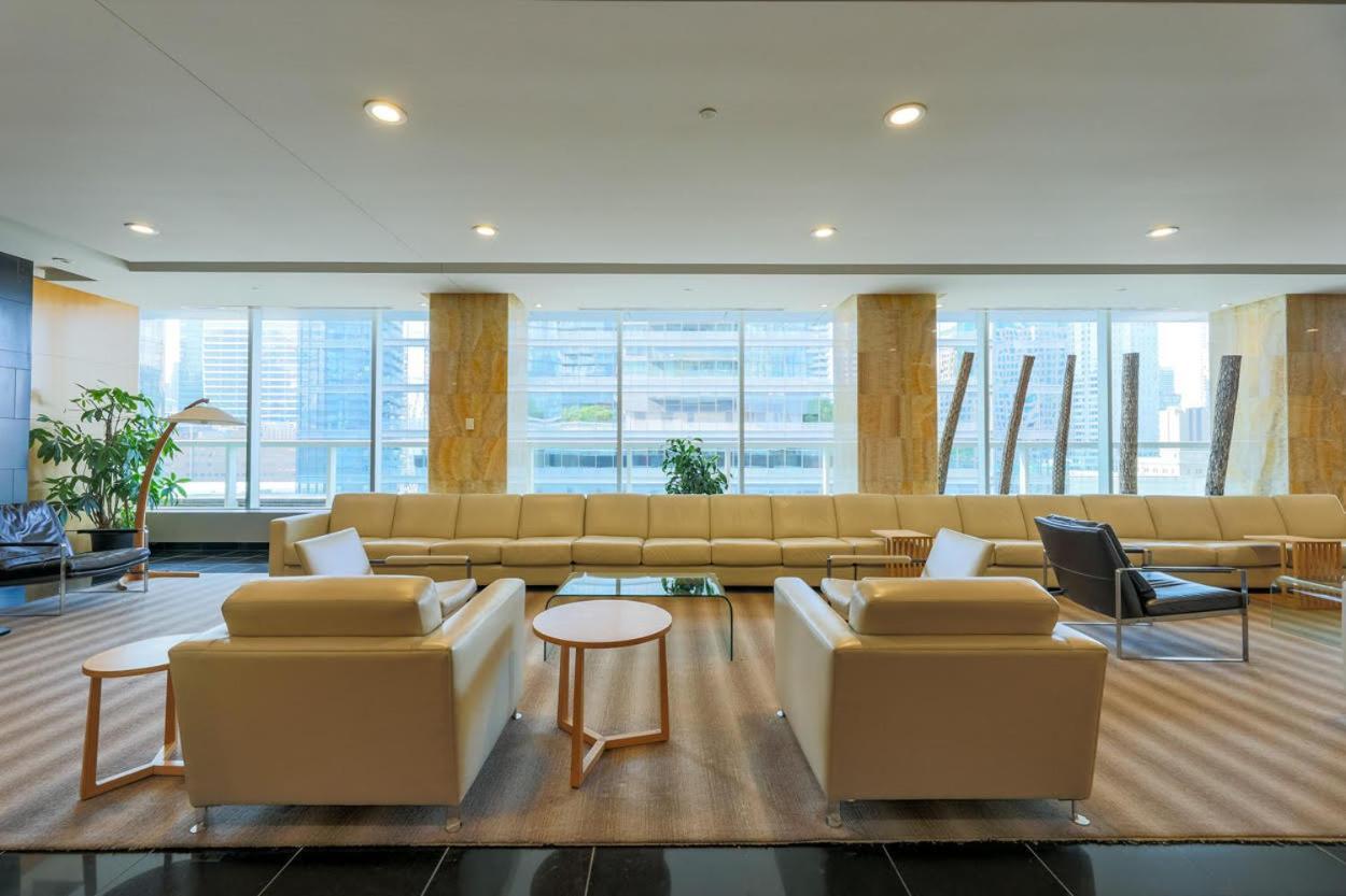Skyline Elegance Condo 토론토 외부 사진